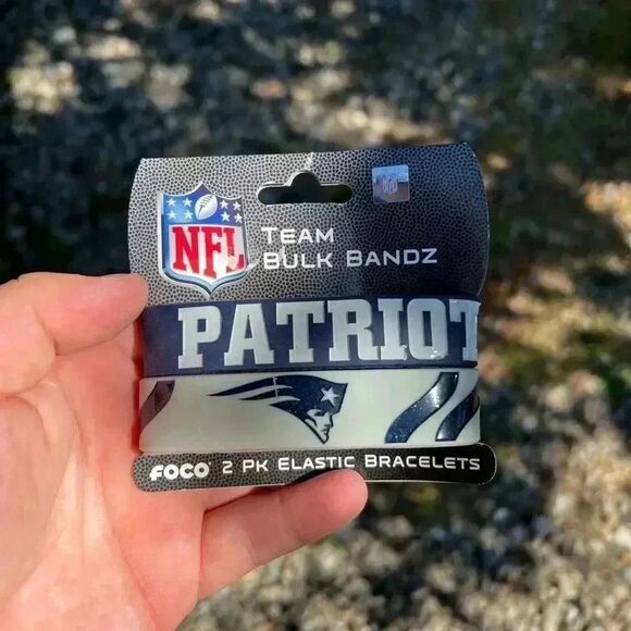 NWT Patriots Wrist Bands! (3 packs available) - Picture 1 of 1